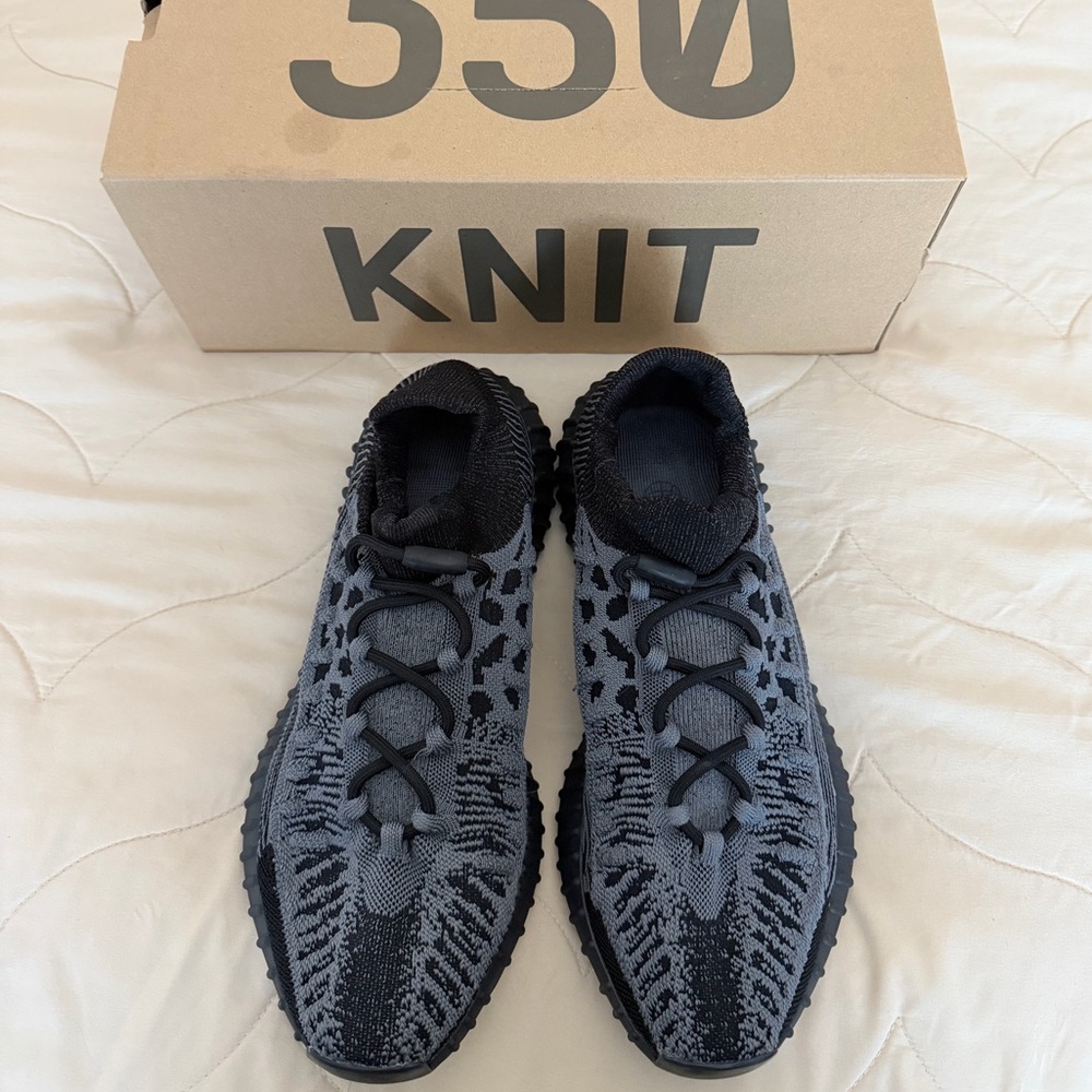 Adidas Yeezy Boost 350 V2 Compact “Slate Onyx” – Size 10.5 (EU 44⅔) – Excellent